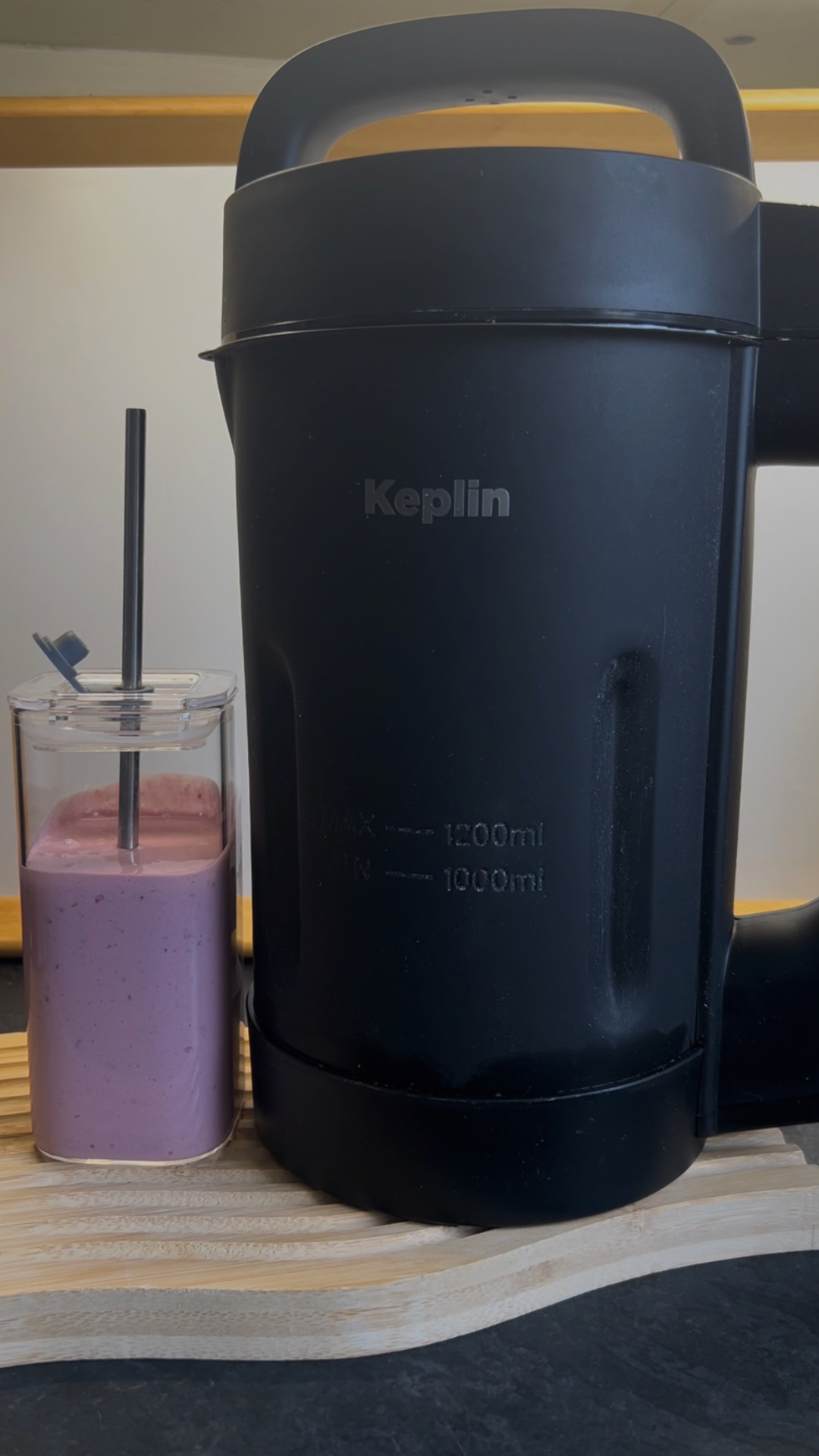 Smoothie/Soup Machine